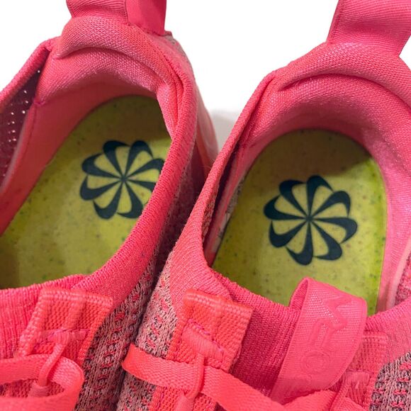 Nike Air VaporMax 2022 Flyknit Hyper Pink Running Shoes Women's Size‎ 8 - Picture 9 of 10